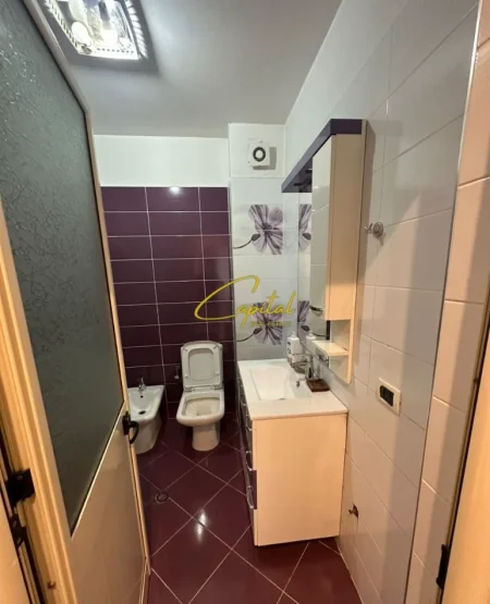 Tirane, jepet me qera apartament 1+1 Kati 5, 76 m² 450 € (ASTIR)