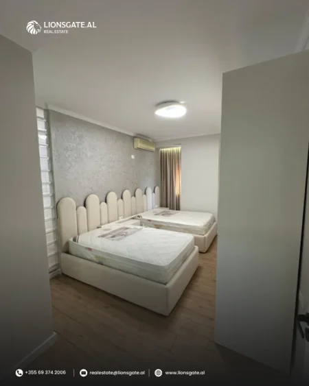 Tirane, jepet me qera apartament 2+1 Kati 2, 107 m² 1.000 € 