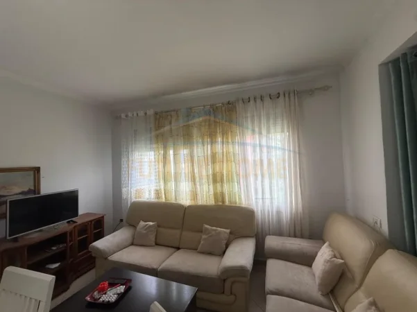 Tirane, jepet me qera apartament 2+1 Kati 2, 74 m² 500 € (Muhamed Deliu)