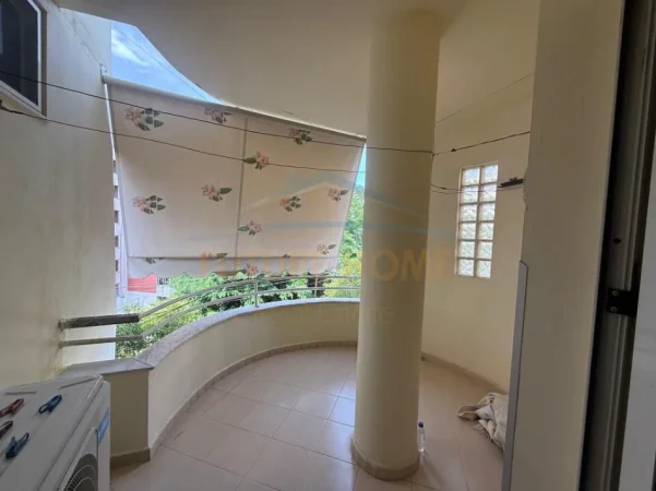 Tirane, jepet me qera apartament 2+1 Kati 2, 74 m² 500 € (Muhamed Deliu)