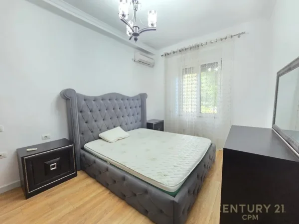 Tirane, jepet me qera apartament Kati 2, 74 m² 750 € (Blloku bot143019)