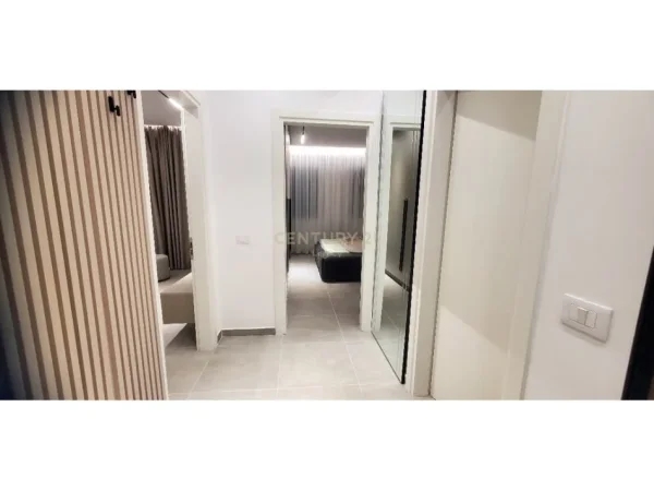 Tirane, jepet me qera apartament 1+1 Kati 4, 70 m² 600 € (Astir Legacy129011)