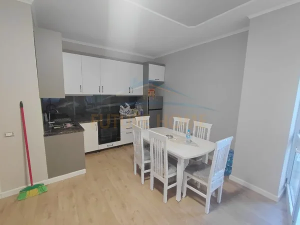 Durres, shitet apartament 2+1+Ballkon Kati 4, 66 m² 85.000 € 