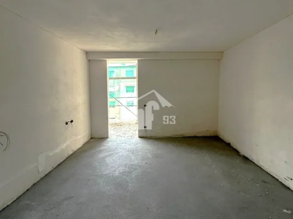 Tirane, shitet apartament 1+1 Kati 2, 75 m² 150.000 € (NË RRUGËN “ALI DEMI”)