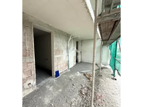 Tirane, shitet apartament 1+1 Kati 2, 75 m² 150.000 € (NË RRUGËN “ALI DEMI”)