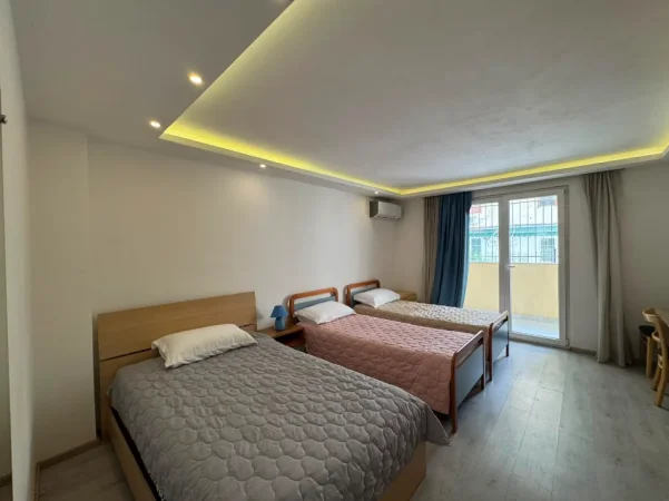 Tirane, jepet me qera apartament 2+1 Kati 1, 90 m² 700 € (Bulevardi i Ri)