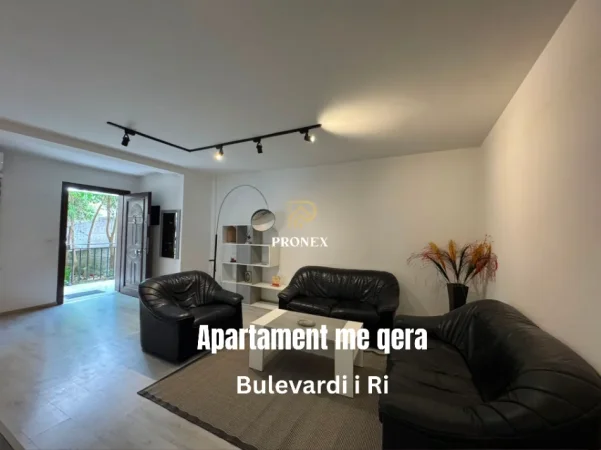 Tirane, jepet me qera apartament 2+1 Kati 1, 90 m² 700 € (Bulevardi i Ri)