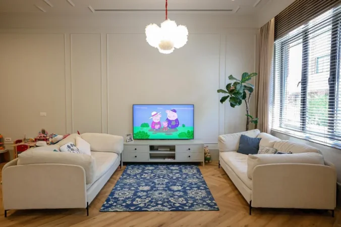Tirane, shitet apartament duplex 2+1 , 187 m² 