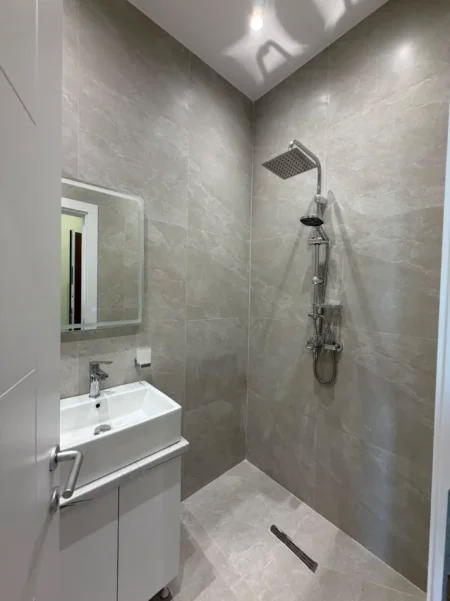 Tirane, shitet apartament 2+1+Ballkon Kati 2, 70 m² 225.000 € (Myslym Shyri)