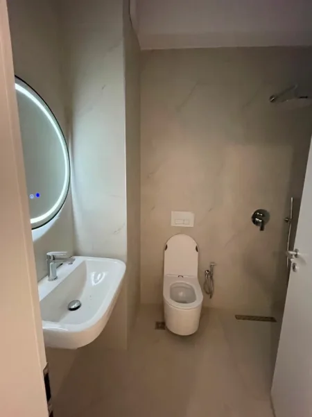 Tirane, jepet me qera apartament 1+1 Kati 2, 50 m² 400 € (Kompleksi Mangalem 21 | Kadiu , Ali Dem)