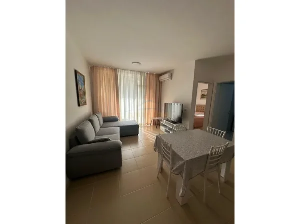 Tirane, jepet me qera apartament 1+1 Kati 4, 57 m² 550 € (RRUGA JORDAN MISJA , BULEVARDI I RI)