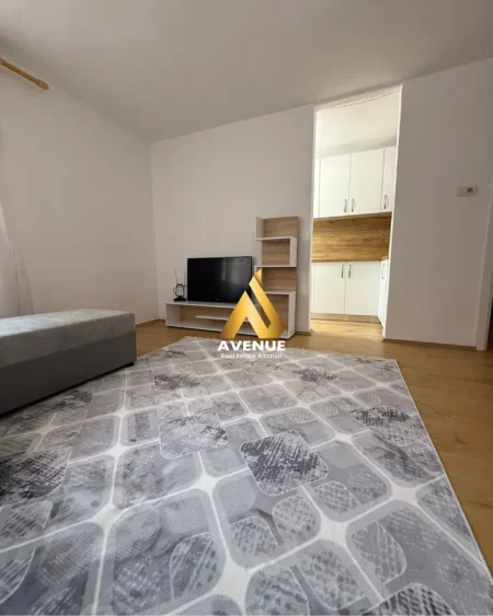 Tirane, jepet me qera apartament 1+1+Ballkon Kati 2, 55 m² 450 € (Rruga Brdhyl)