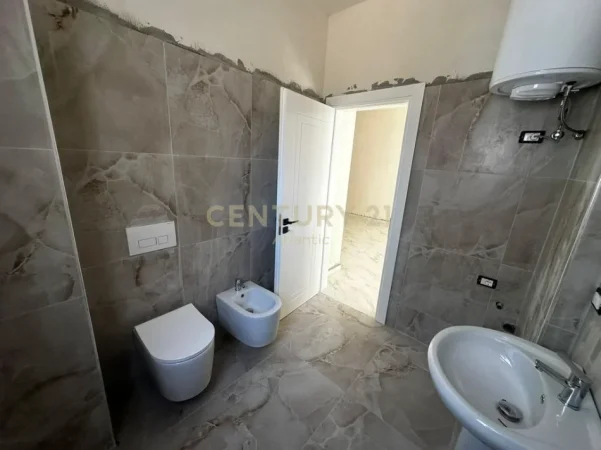 Durres, shitet apartament 1+1 Kati 2, 62 m² 89.000 € (Golem)
