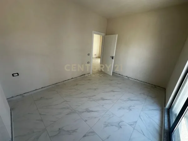 Durres, shitet apartament 1+1 Kati 2, 62 m² 89.000 € (Golem)
