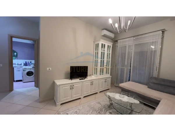 Tirane, shitet apartament 1+1+Ballkon Kati 7, 58 m² 115.000 € (GOLDEN PARK SPITALI AMERIKAN 3)