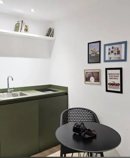 Tirane, shitet apartament 2+1 Kati 2, 85 m² 250.000 € (Rruga Fortuzi)