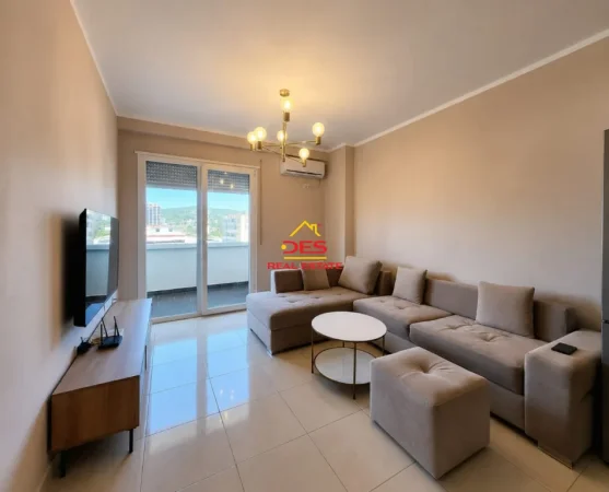 Vlore, shitet apartament 1+1+Ballkon Kati 6, 64 m² 119.000 € (Rruga Gjergj Kastrioti)