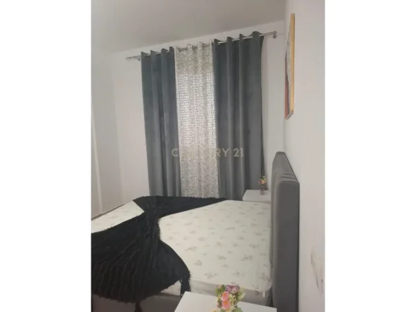 Durres, jepet me qera apartament 1+1 Kati 8, 70 m² 500 € (Plazh,Durres)