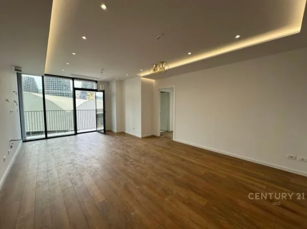 Tirane, jepet me qera zyre Kati 3, 130 m² 1.500 € 