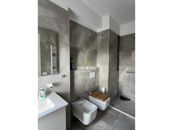 Apartament Modern 2+1+2 me Qira në Myslym Shyr, Tiranë !