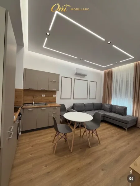 Tirane, jepet me qera apartament 1+1 Kati 4, 56 m² 440 € (KOMPLEKS MANGALEM)