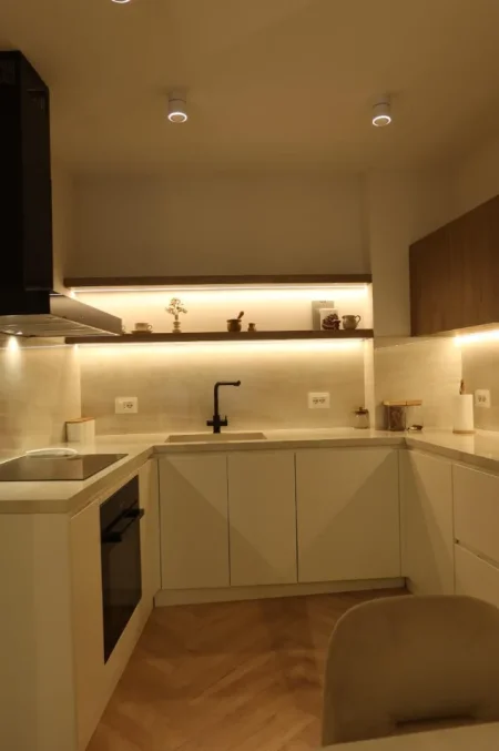 Tirane, shitet apartament 3+1+Ballkon Kati 4, 126 m² 700.000 € (Lake View Residence)
