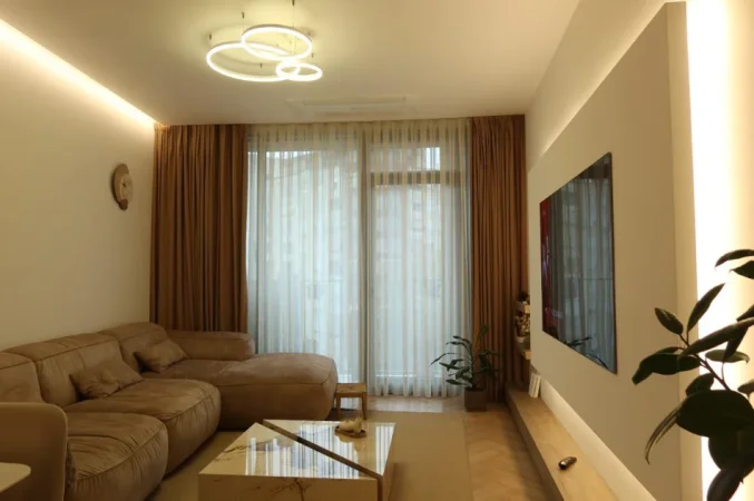 Tirane, shitet apartament 3+1+Ballkon Kati 4, 126 m² 700.000 € (Lake View Residence)