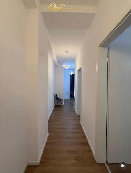 Tirane, jepet me qera apartament 1+1 Kati 7, 56 m² 420 € (KOMPLEKSI KADIU)