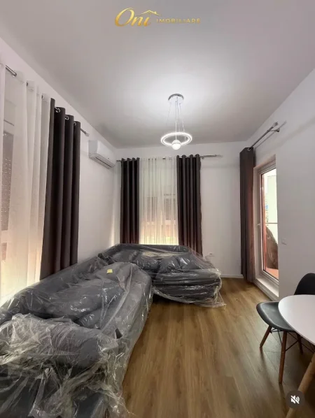 Tirane, jepet me qera apartament 1+1 Kati 7, 56 m² 420 € (KOMPLEKSI KADIU)