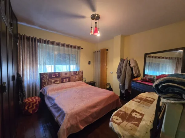 Tirane, shitet apartament 2+1+Aneks+Ballkon Kati 2, 82 m² 175.000 € (zogu i zi)