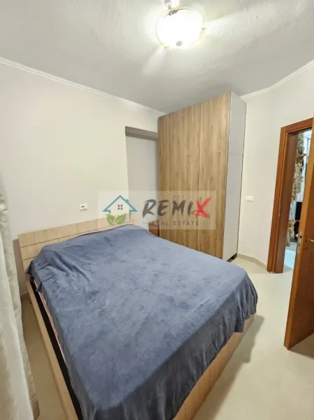 Durres, jepet me qera apartament 2+1+Aneks+Ballkon Kati 3, 100 m² 1.000 € 