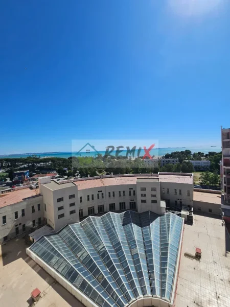 Durres, jepet me qera apartament 1+1+Aneks+Ballkon Kati 8, 65 m² 400 €