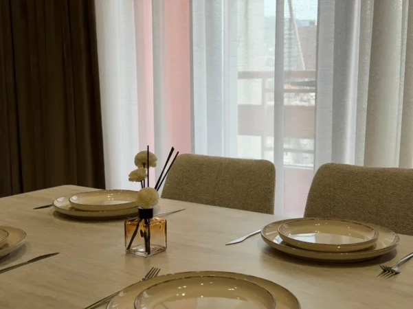 Tirane, shitet apartament 2+1+Ballkon Kati 8, 101 m² 240.000 € (Rruga e Kavajes)