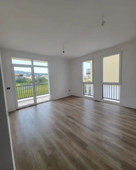 Tirane, shitet apartament 2+1+Aneks Kati 1, 78 m² 141.700 € (Sauk I Vjeter)