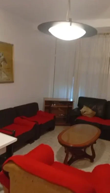 Tirane, jepet me qera apartament 2+1 Kati 3, 101 m² 600 € (21 Dhjetori)