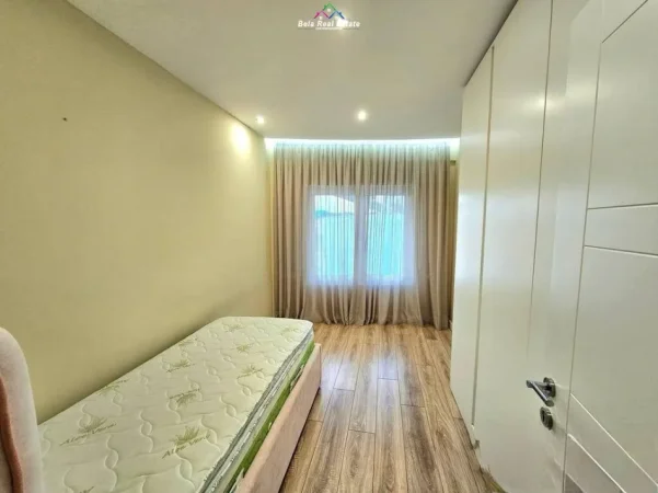 Tirane, jepet me qera apartament 2+1 Kati 4, 87 m² 1.200 € (kodra e diellit 2)