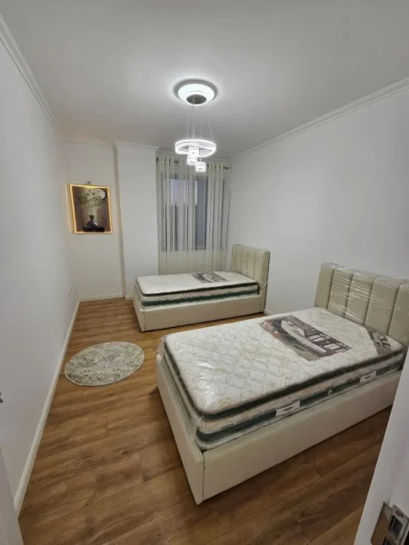 Tirane, shitet apartament 2+1 Kati 3, 90 m² 158.000 € (Yzberisht)