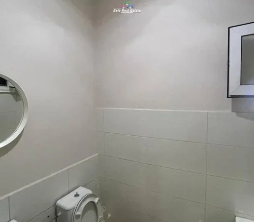 Tirane, jepet me qera Vile 2+1 Kati 1, 80 m² 540 € (allias)