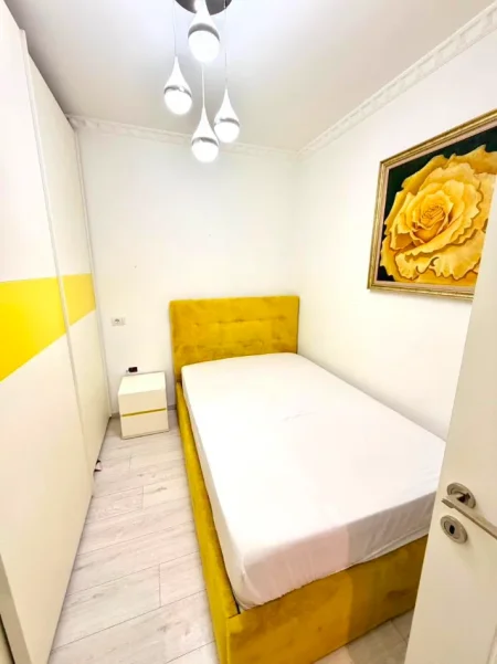 Tirane, shitet apartament 3+1 , 120 m² 295.000 € (Komuna e Parisit)