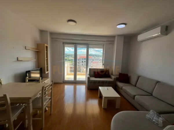 Tirane, jepet me qera apartament 2+1+Ballkon Kati 3, 63 m² 600 € (Qytet Studenti, Rezidenca AnA)