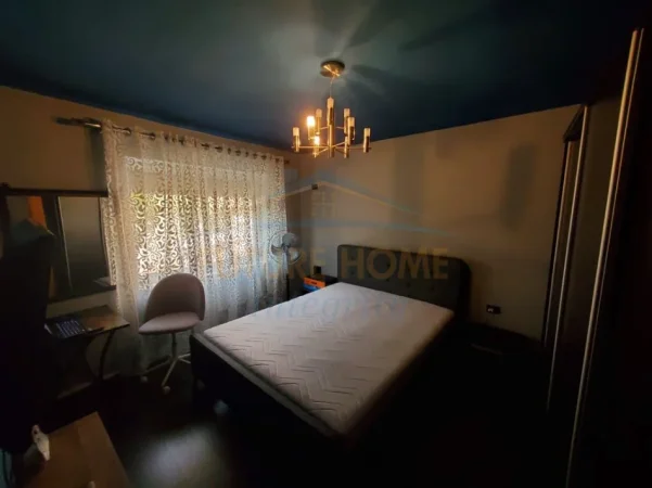 Tirane, shitet apartament 3+1+2+Ballkon Kati 2, 74 m² 225.000 € (21 Dhjetori)
