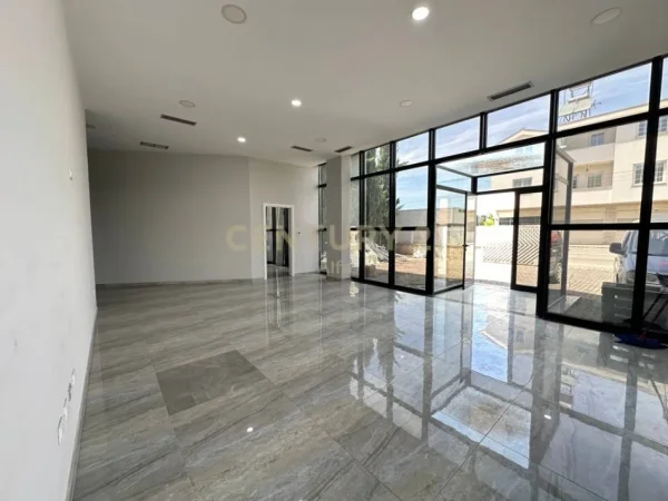 Tirane, jepet me qera ambjent biznesi Kati 2, 1.000 m² 2.500 € (Kamez ALFA143105)