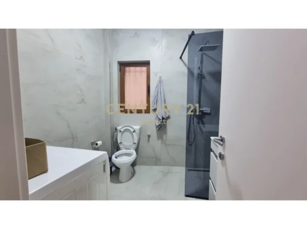 Tirane, shitet apartament 2+1 Kati 1, 80 m² 187.500 € 
