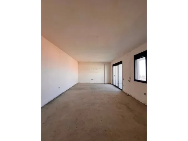 Tirane, shitet apartament 2+1 Kati 2, 133 m² 192.270 € (Selite partners143088)