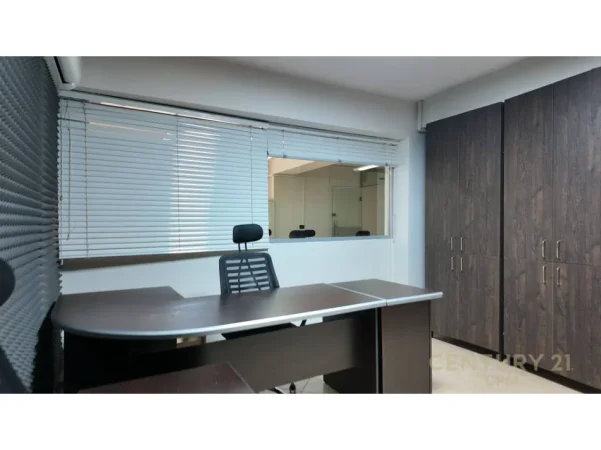 Tirane, shitet ambjent biznesi Kati 2, 156 m² 540.000 € 