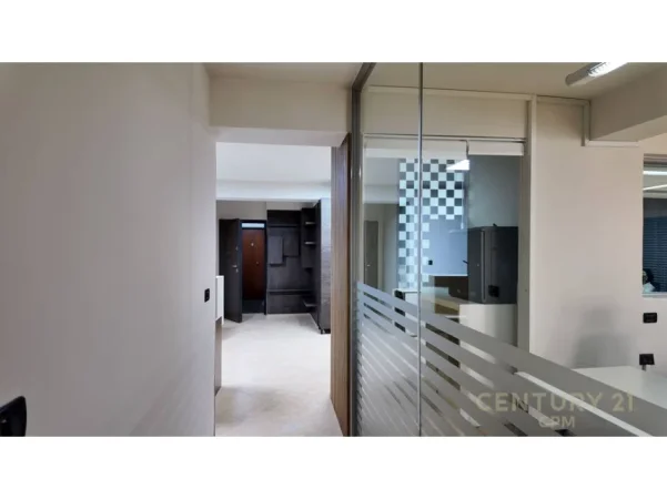Tirane, shitet ambjent biznesi Kati 2, 156 m² 540.000 € 