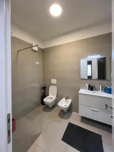 Shqiperi, shitet 2+1+Ballkon Kati 1, 119 m² 275.000 € (Unaza e Re)