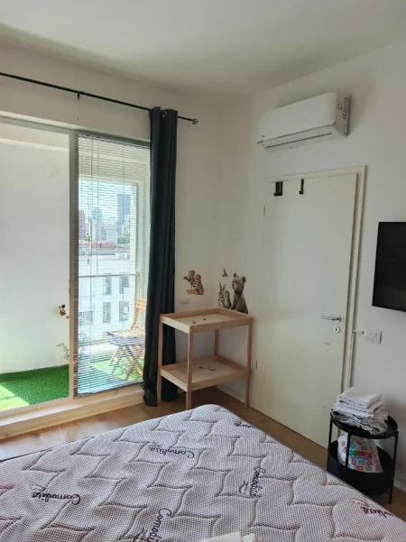 Tirane, jepet me qera apartament 1+1 Kati 8, 61 m² 780 € (Siri Kodra)