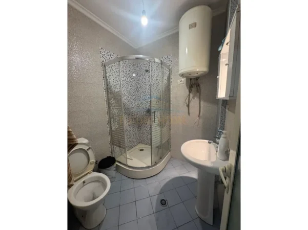 jap me qera ambjent biznesi Kati 5, 128 m² 1.500 € (KOPSHTI ZOOLOGJIK)