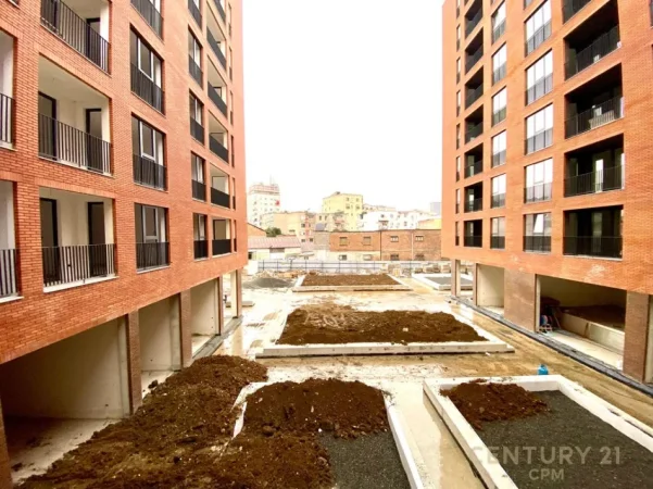 Tirane, shitet apartament 1+1 Kati 3, 79 m² 132.000 € 